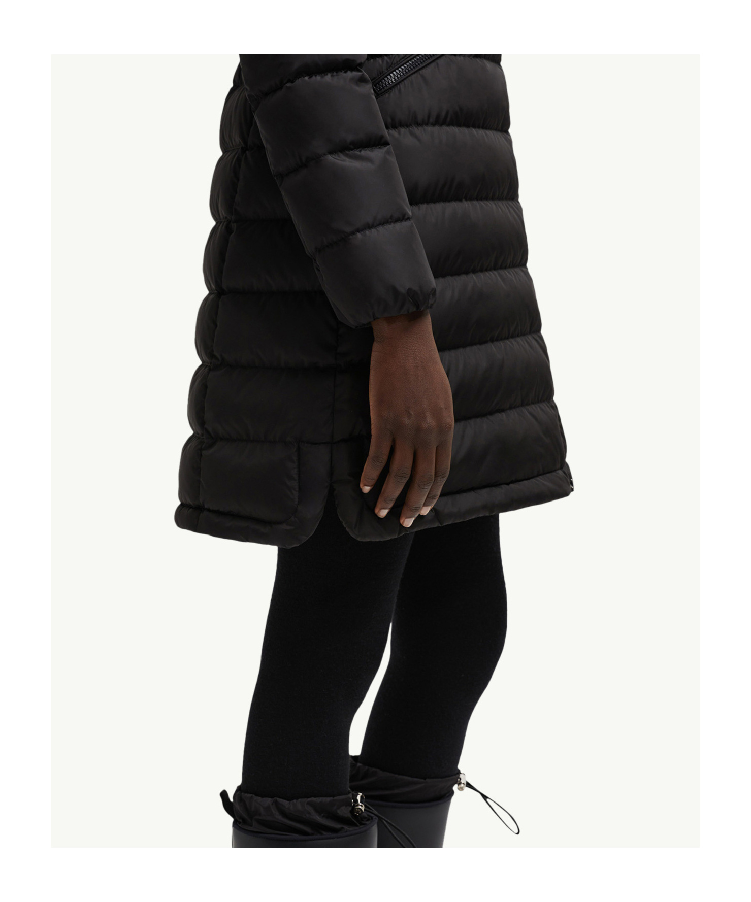 Moncler Womens Black Flammette Brand-patch Slim-fit Shell-down Jacket In Black