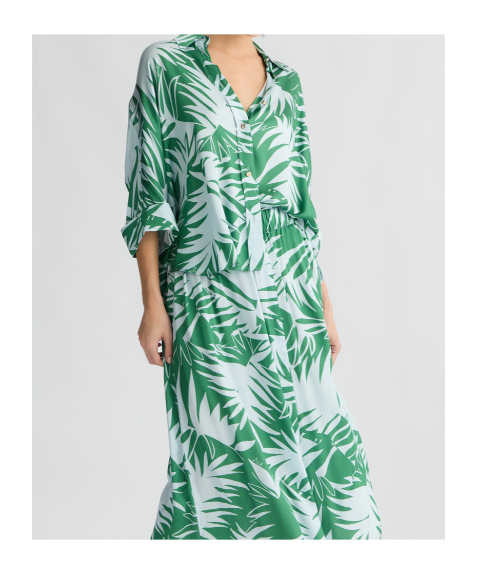 Liu •jo Liu Jo Relaxed-fit Multicolor Shirt With Tropical Palm Print In Green