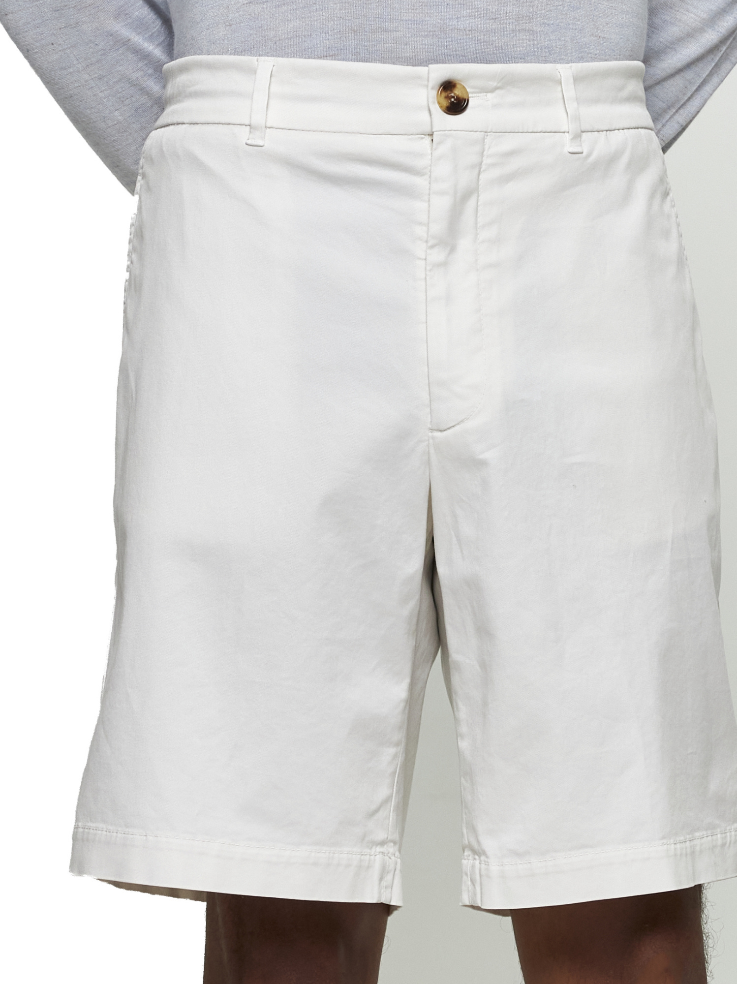 Brunello Cucinelli Men Garment-dyed Bermuda Shorts In Twisted Cotton Gabardine In White