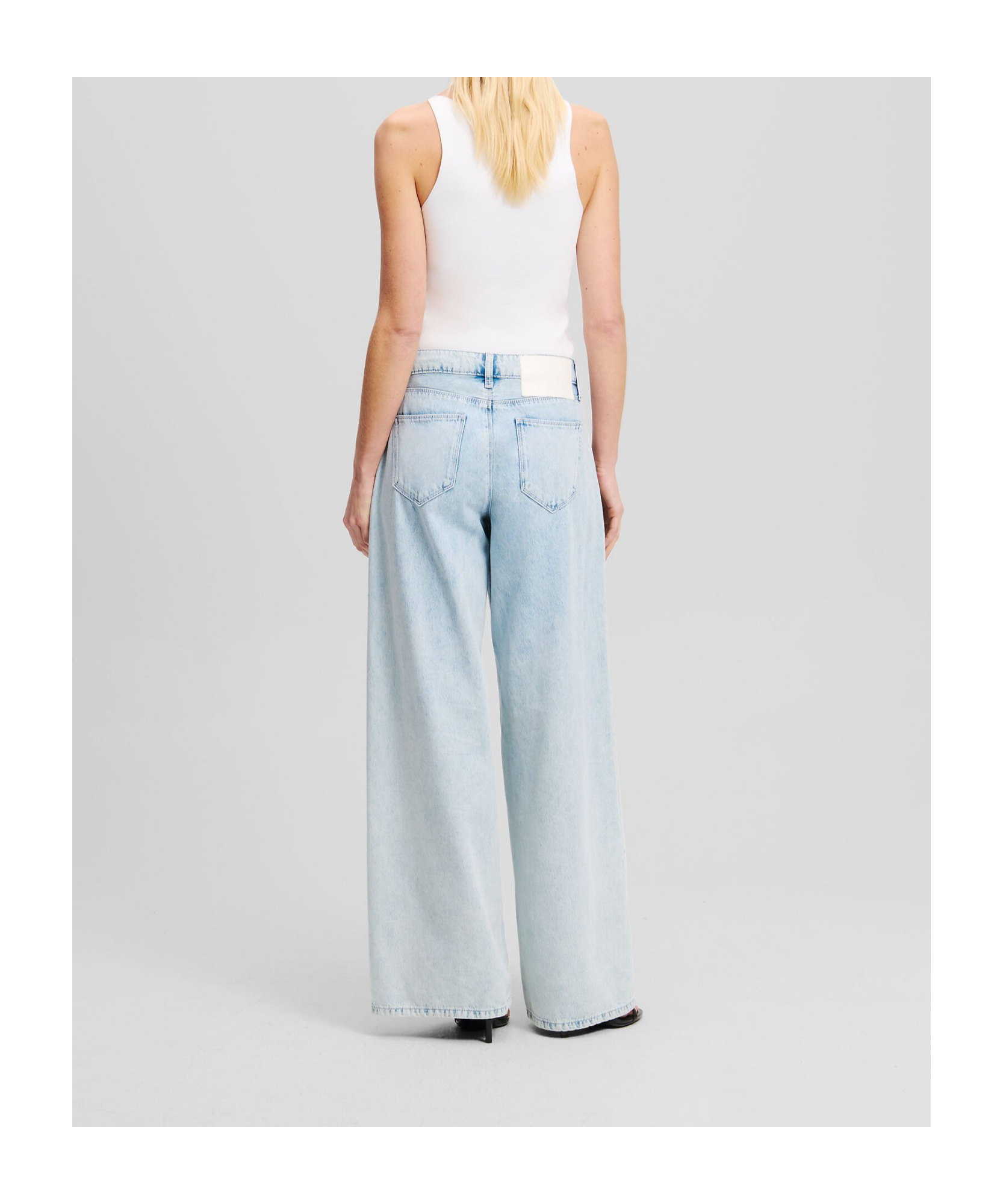 Shop Karl Lagerfeld Logo-plaque Jeans In Blue