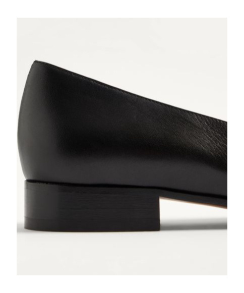 Valentino Valet Du Roi Ballet Flats In Black
