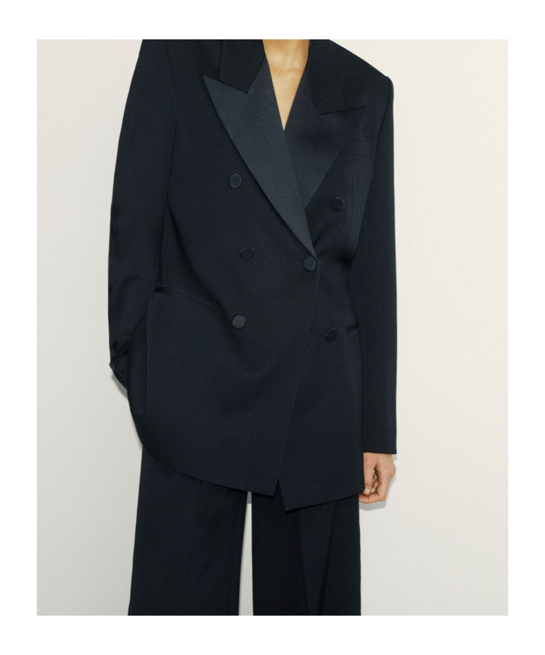 Saint Laurent Double-breasted Long-sleeved Blazer In Black