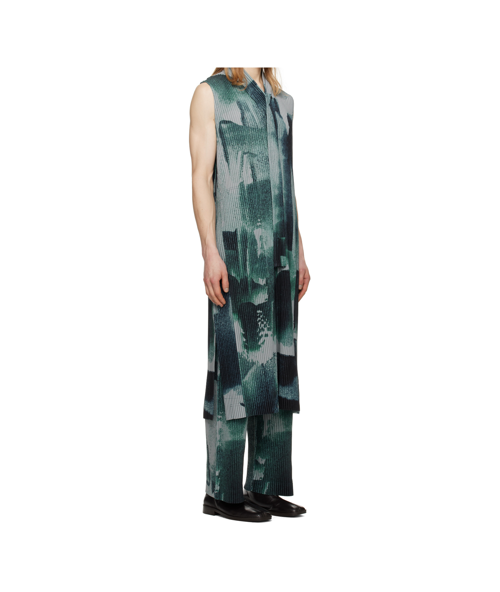 Issey Miyake Gray Wind Walk Vest In Green