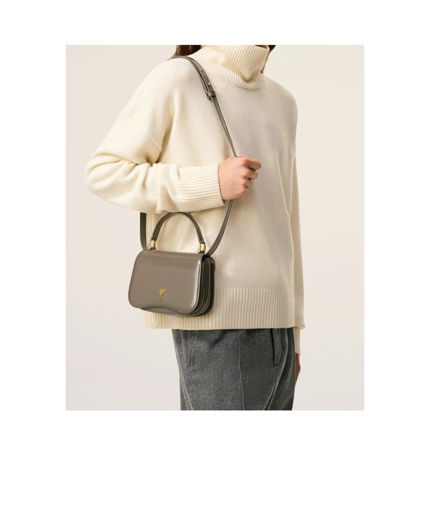 Ami Alexandre Mattiussi Ami Paris Logo Plaque Foldover Top Shoulder Bag In Green