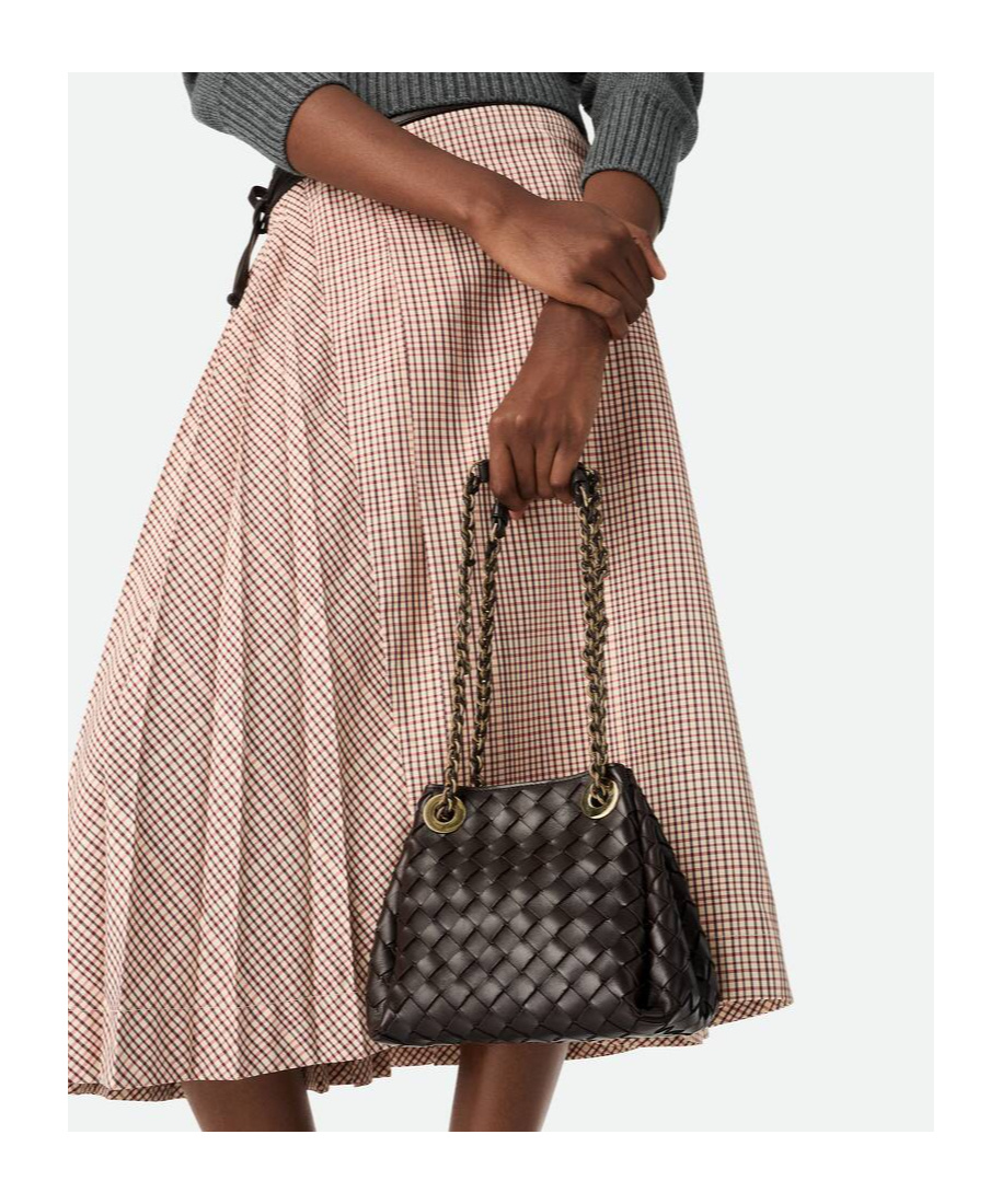 Bottega Veneta Intrecciato Parachute Shoulder Bag In Black