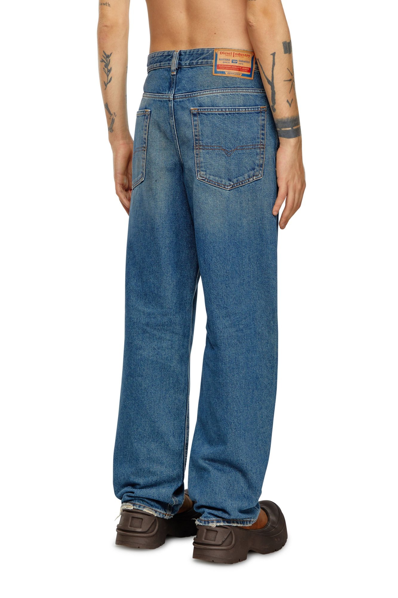Diesel 2001 D-macro Straight-leg Jeans In Blue