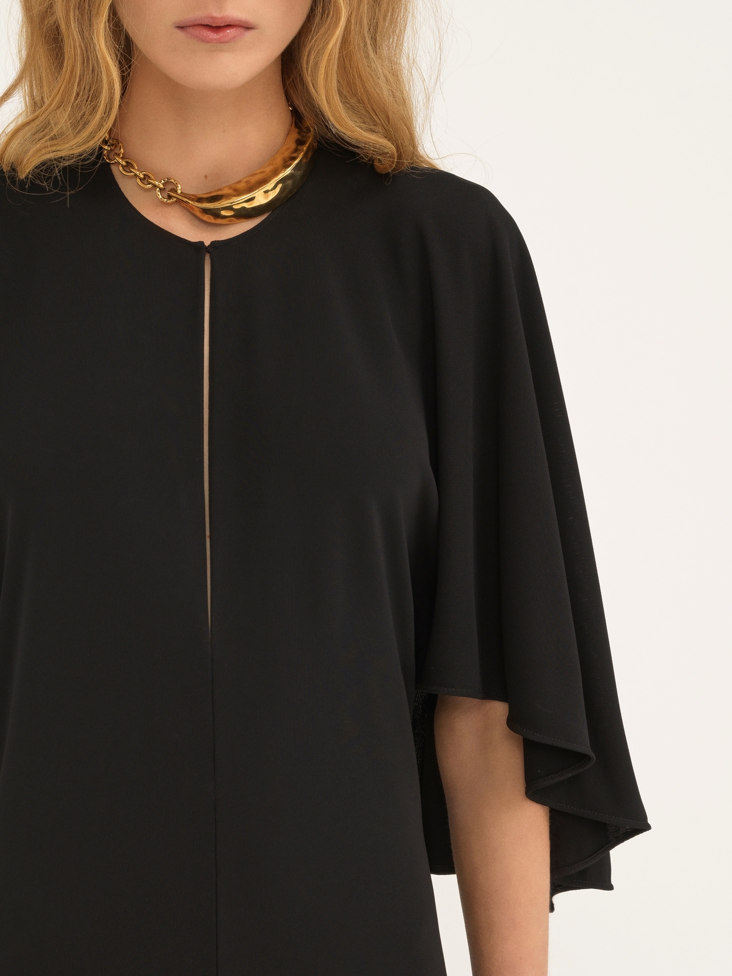 CHLOÉ CAPE-DESIGN CREPE DRESS