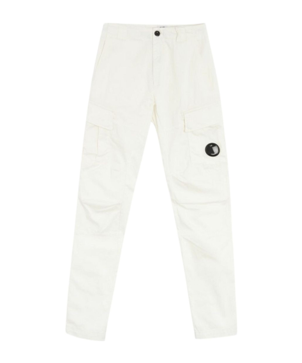 C.p. Company White Cargo Pants With Lens Motif On The Leg In Cotton Man In White