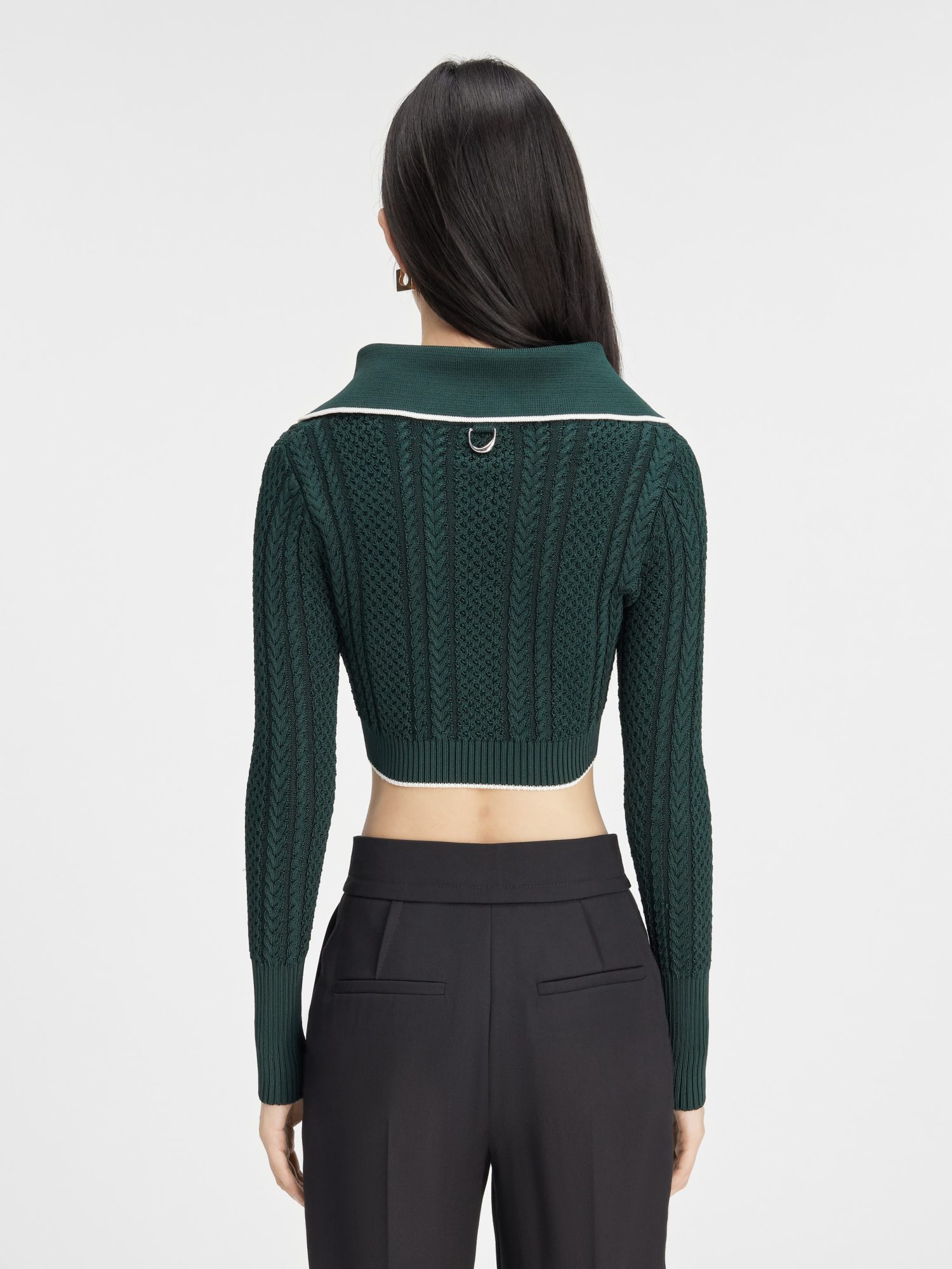 Jacquemus Bela Knitted Cropped Cardigan In Green