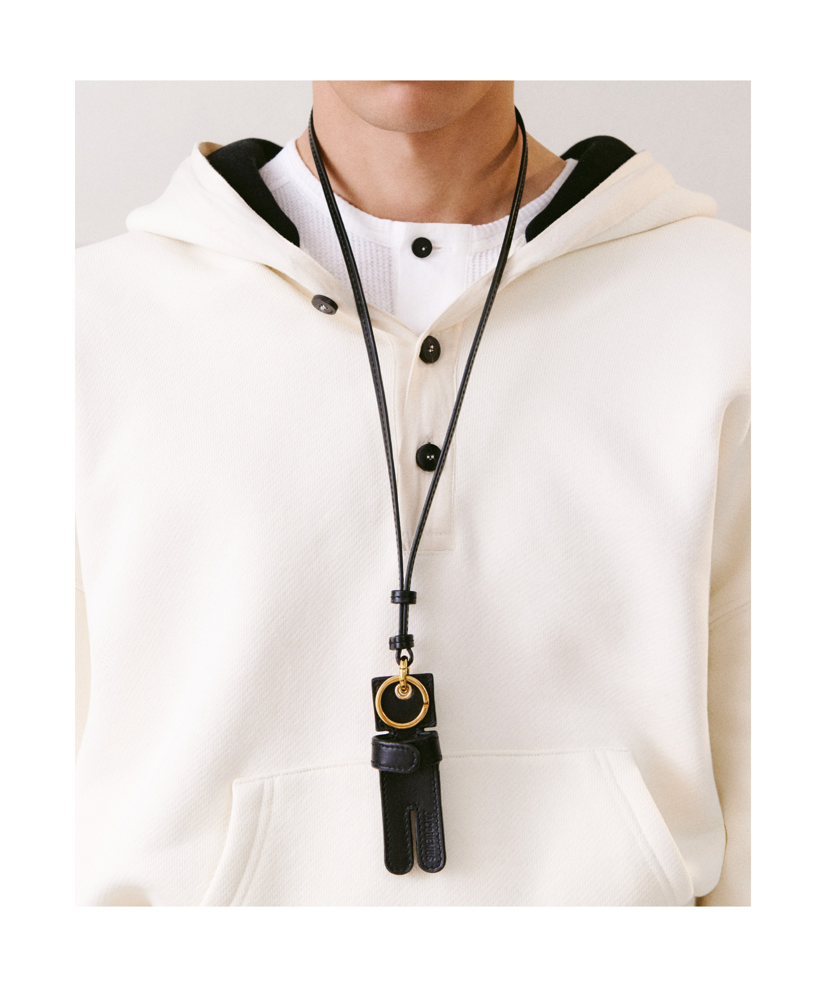 Jacquemus Hug Key-ring In Black
