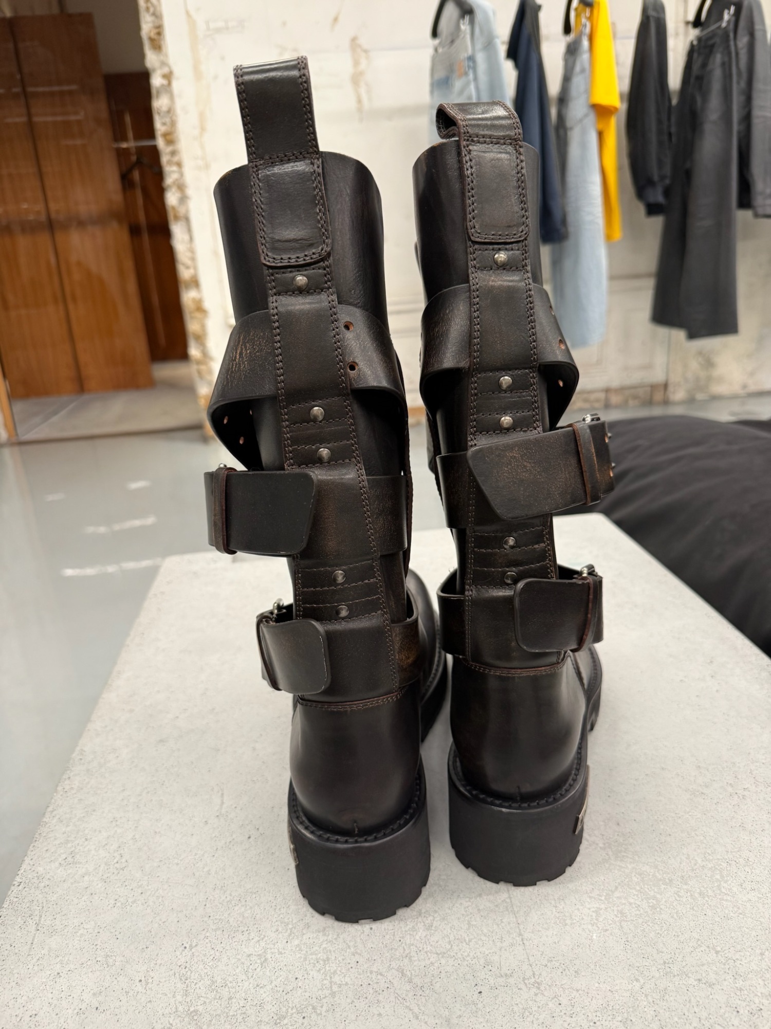 Balenciaga Venom Leather Boots In Black