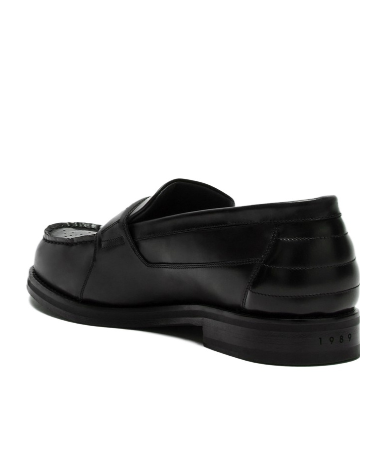 1989 Studio Loafers With Perforated Detail And Round Toe In Black