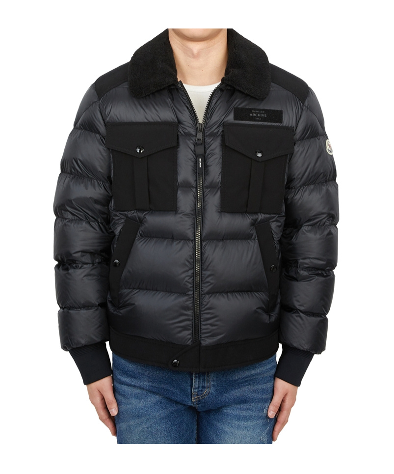 Moncler Long-sleeved Down Jacket In Black