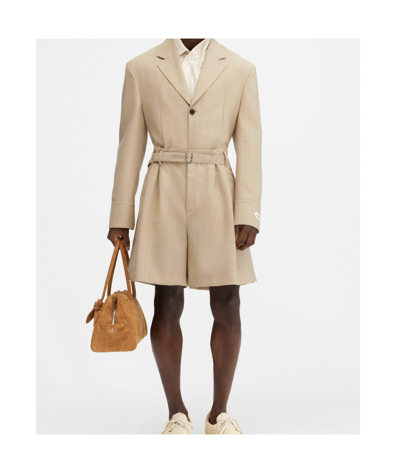 Jacquemus Pleated Bermuda Shorts In Nude