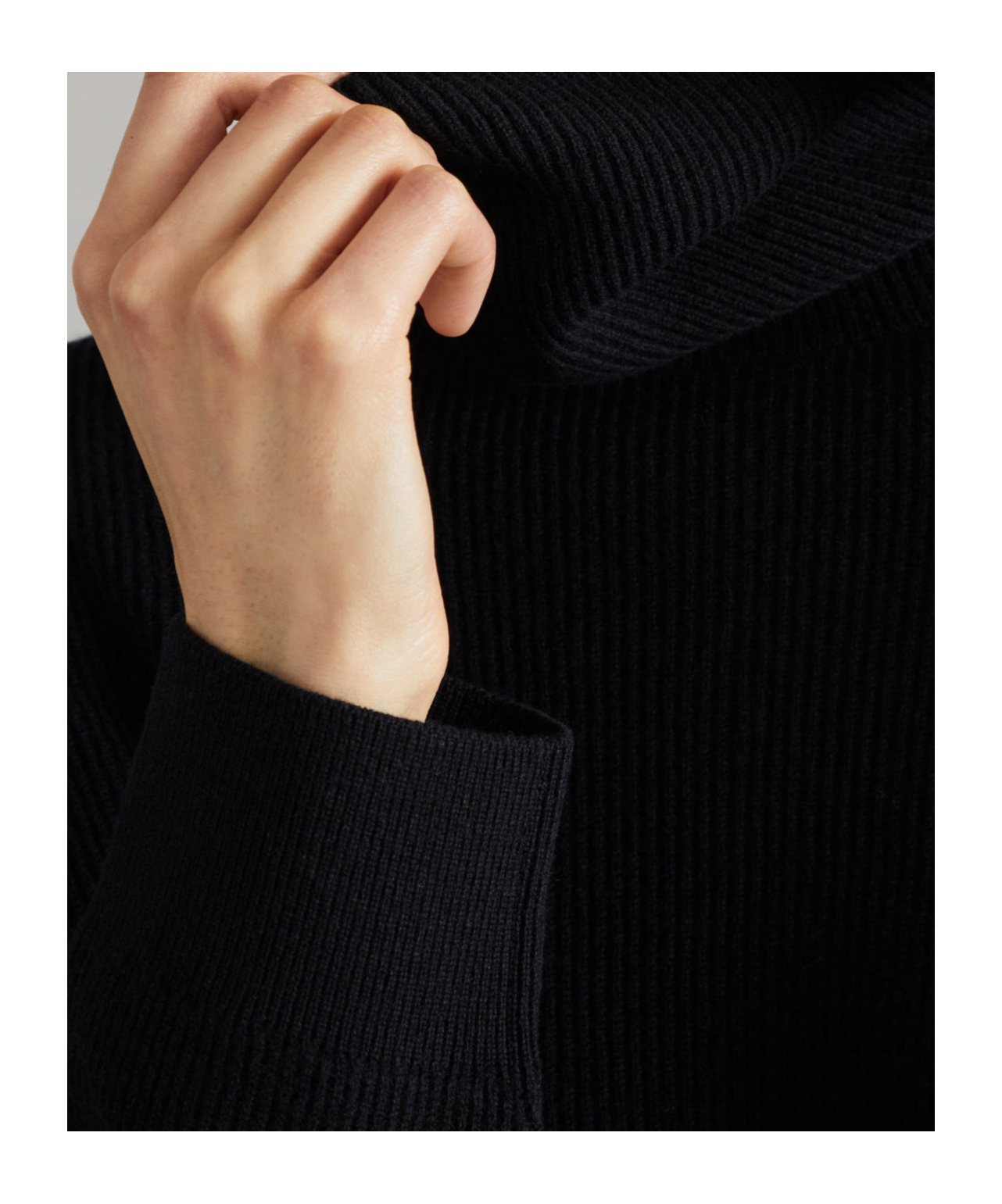 Brunello Cucinelli Black Virgin Wool, Cashmere And Silk Turtleneck Sweater In Black