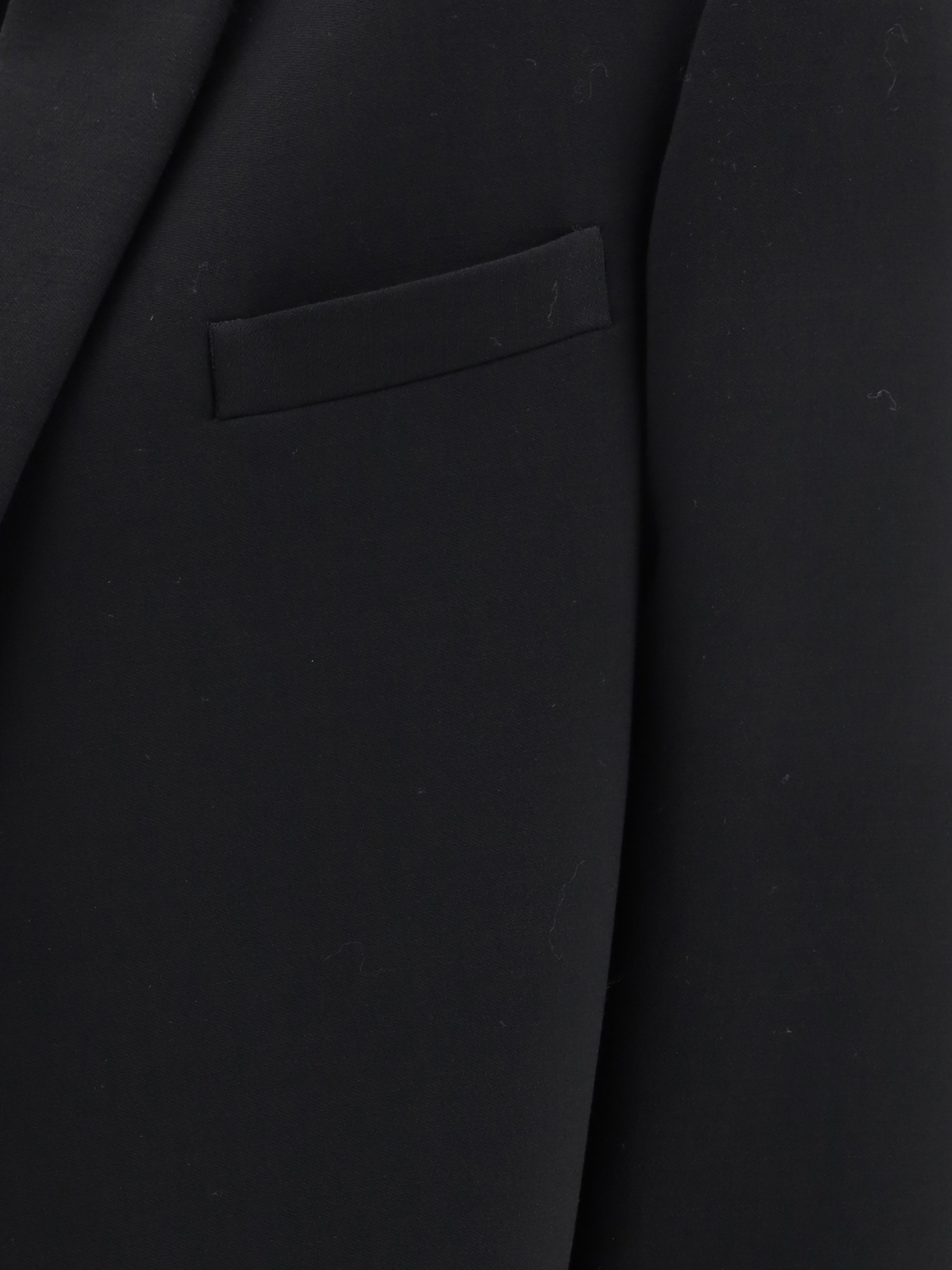 The Row Long-sleeved Coat In Black