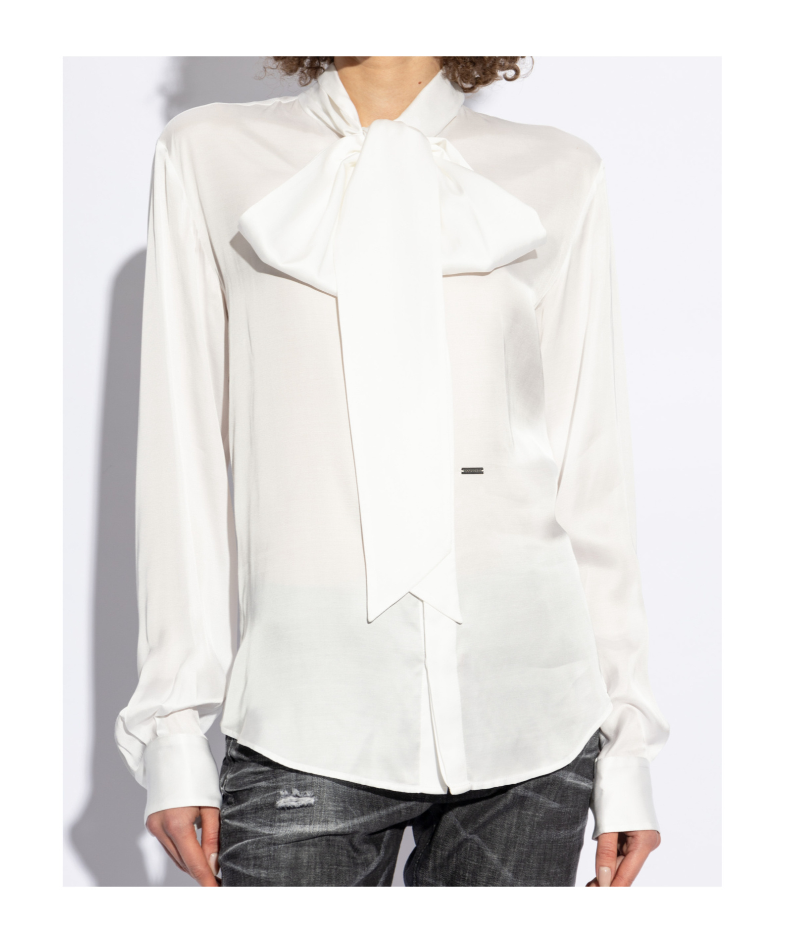 Dsquared2 White Tailored Shirt With Bow Tie Detail In White