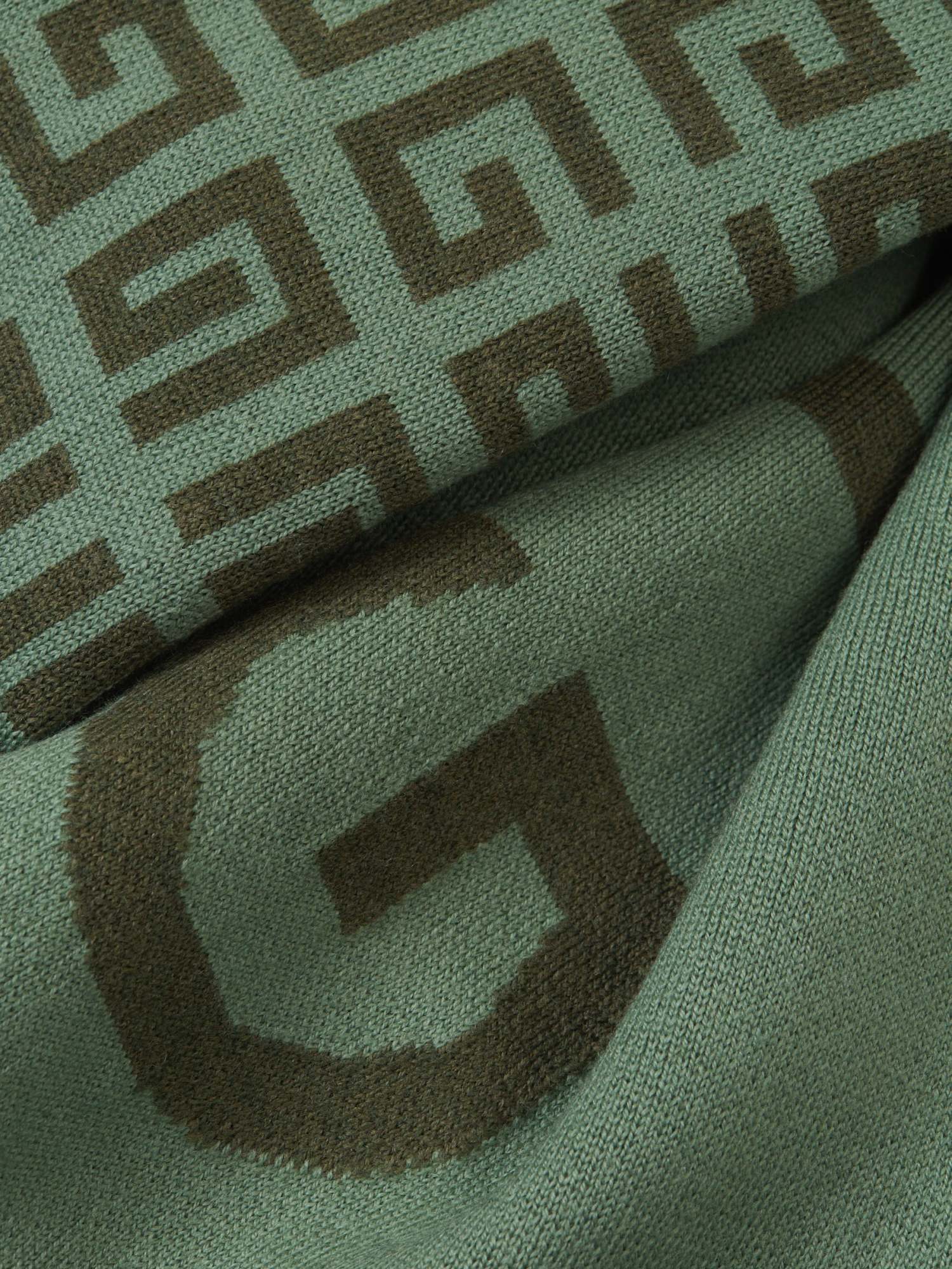 Givenchy Contrasting Logo Scarf In Green