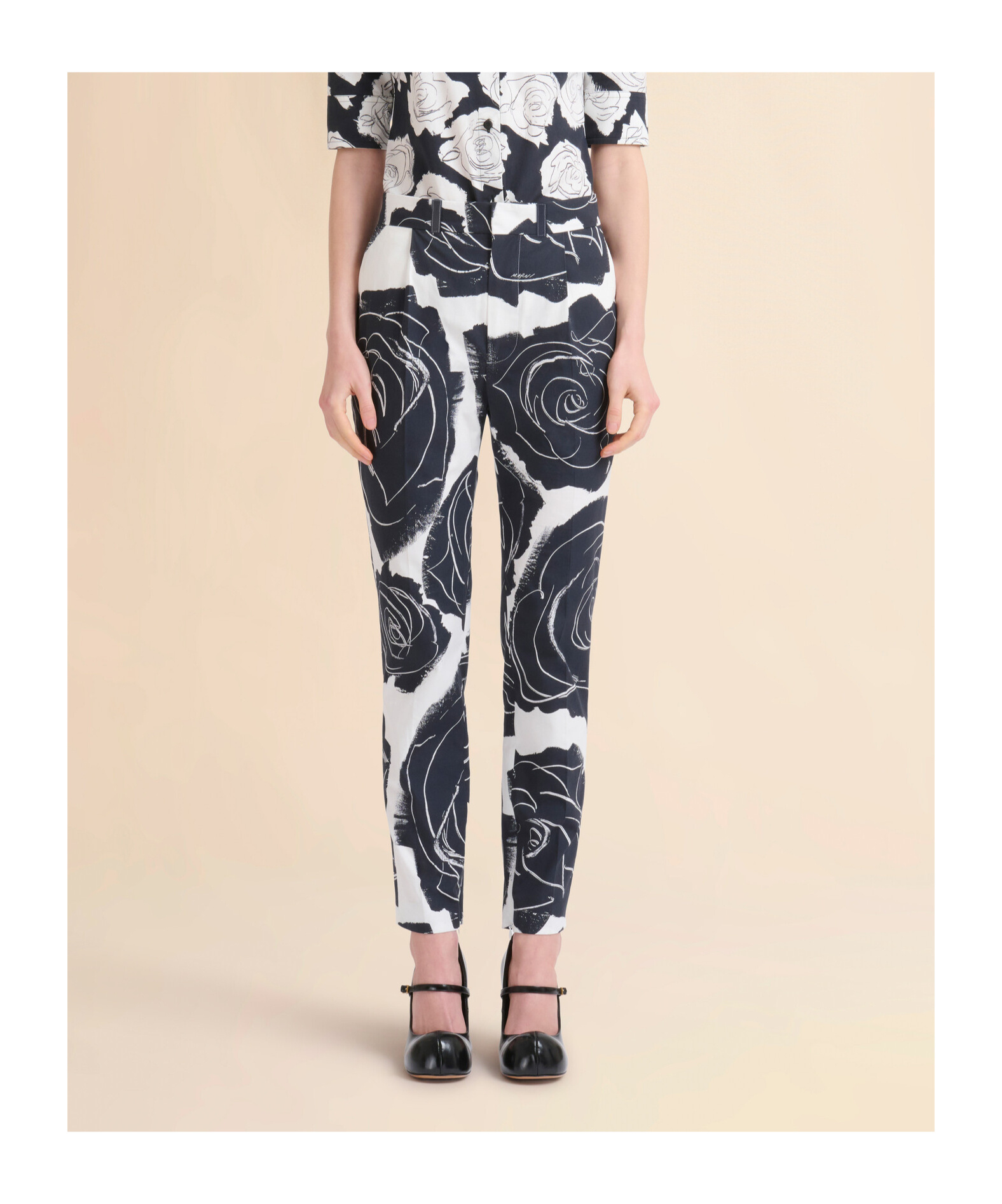 Marni Trousers Featuring Floral Pattern And Pockets