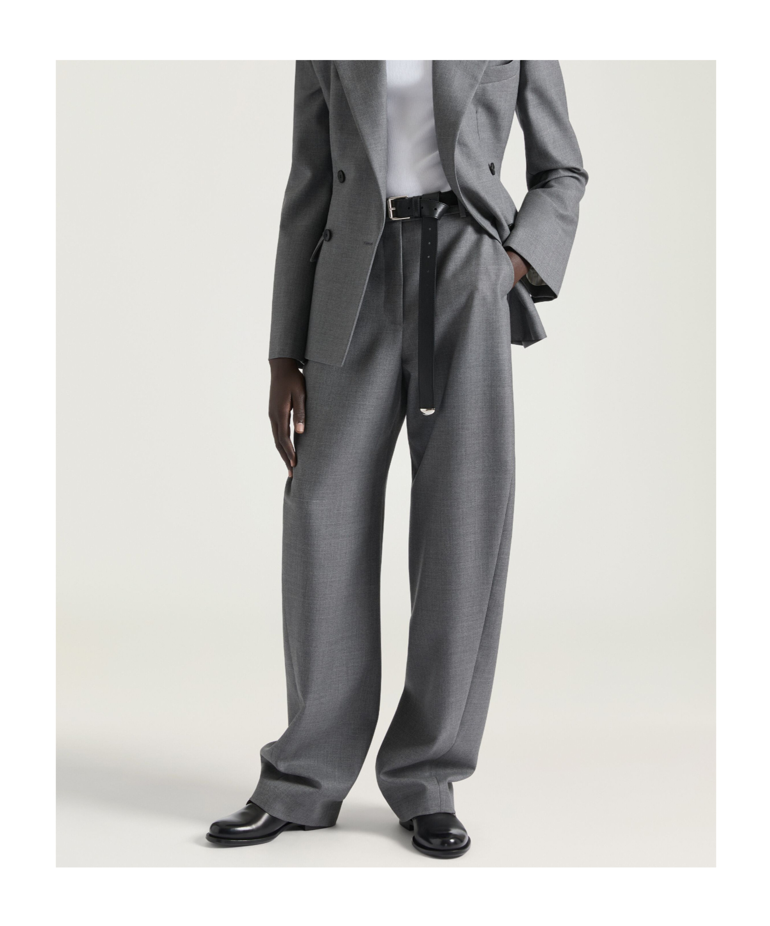 Givenchy Pocket-detail Tailored Wool Trousers In Gray