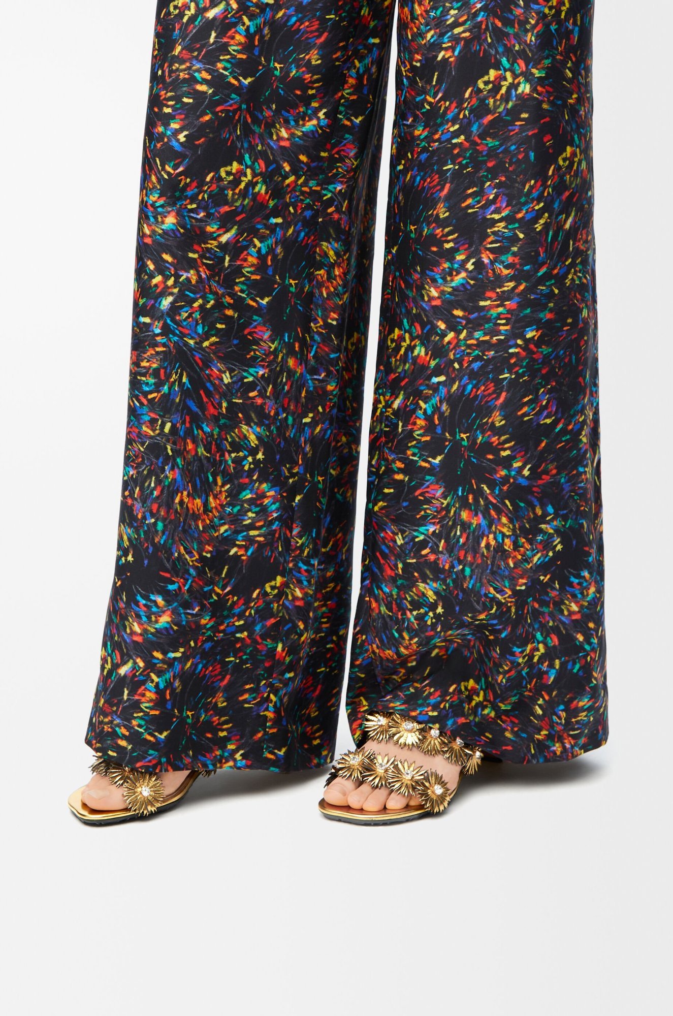 Loewe Petal Flower Sandal In Calfskin And Crystals In Gold