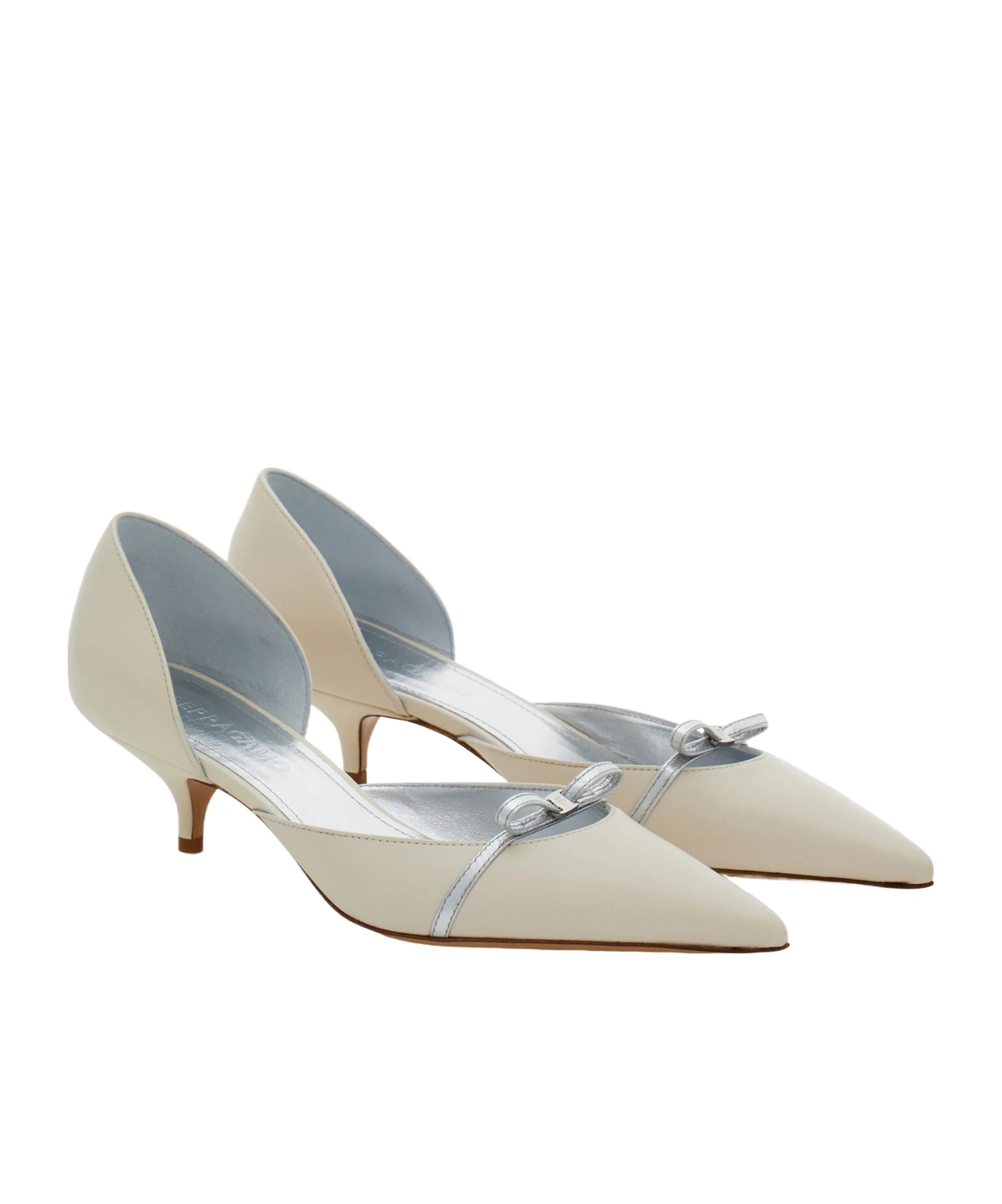 Ferragamo Kitten-leg-pumps Mit Spitzer Kappe In Neutral