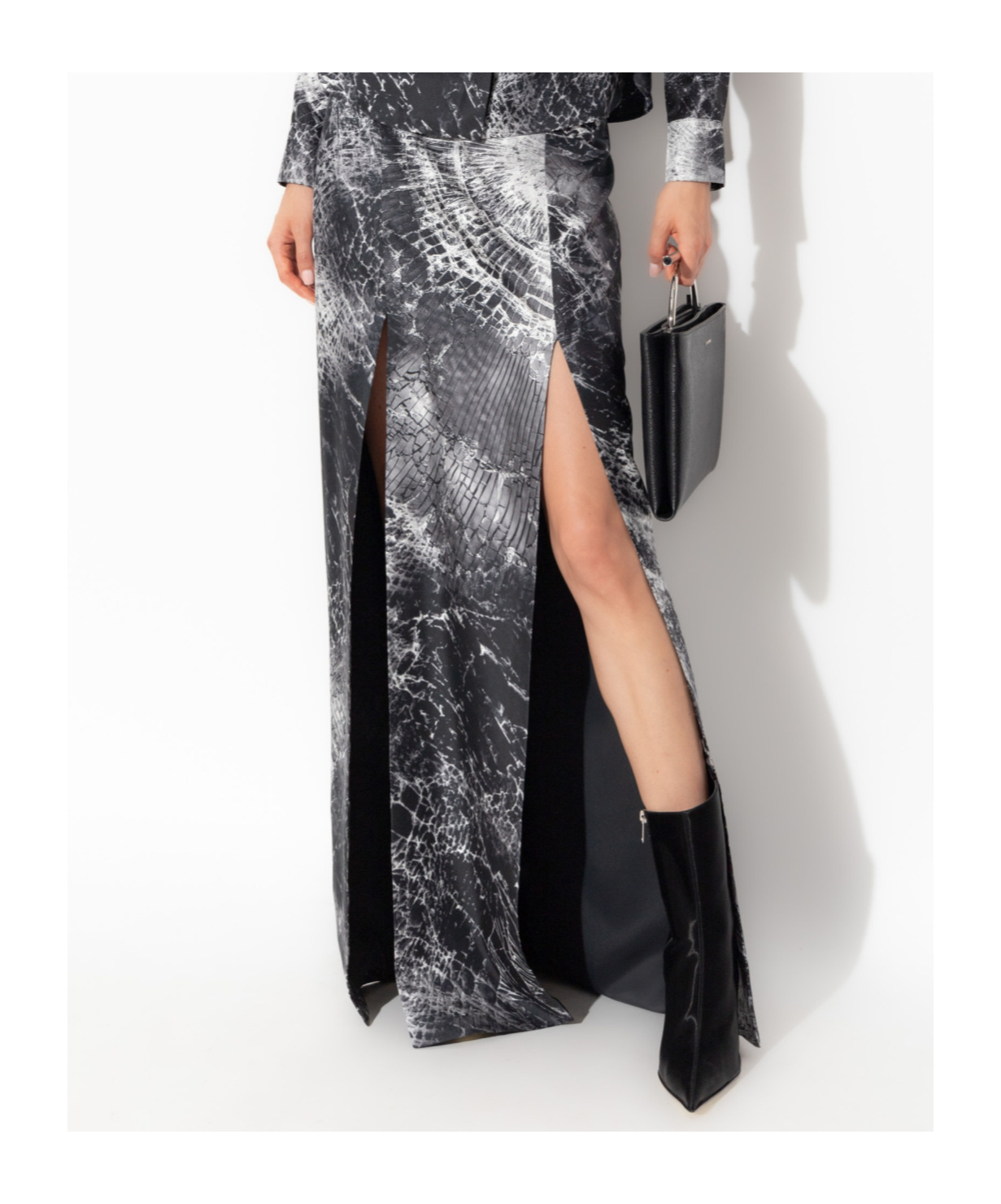 Alexander Mcqueen Smashed Screen Double Slit Skirt In Black