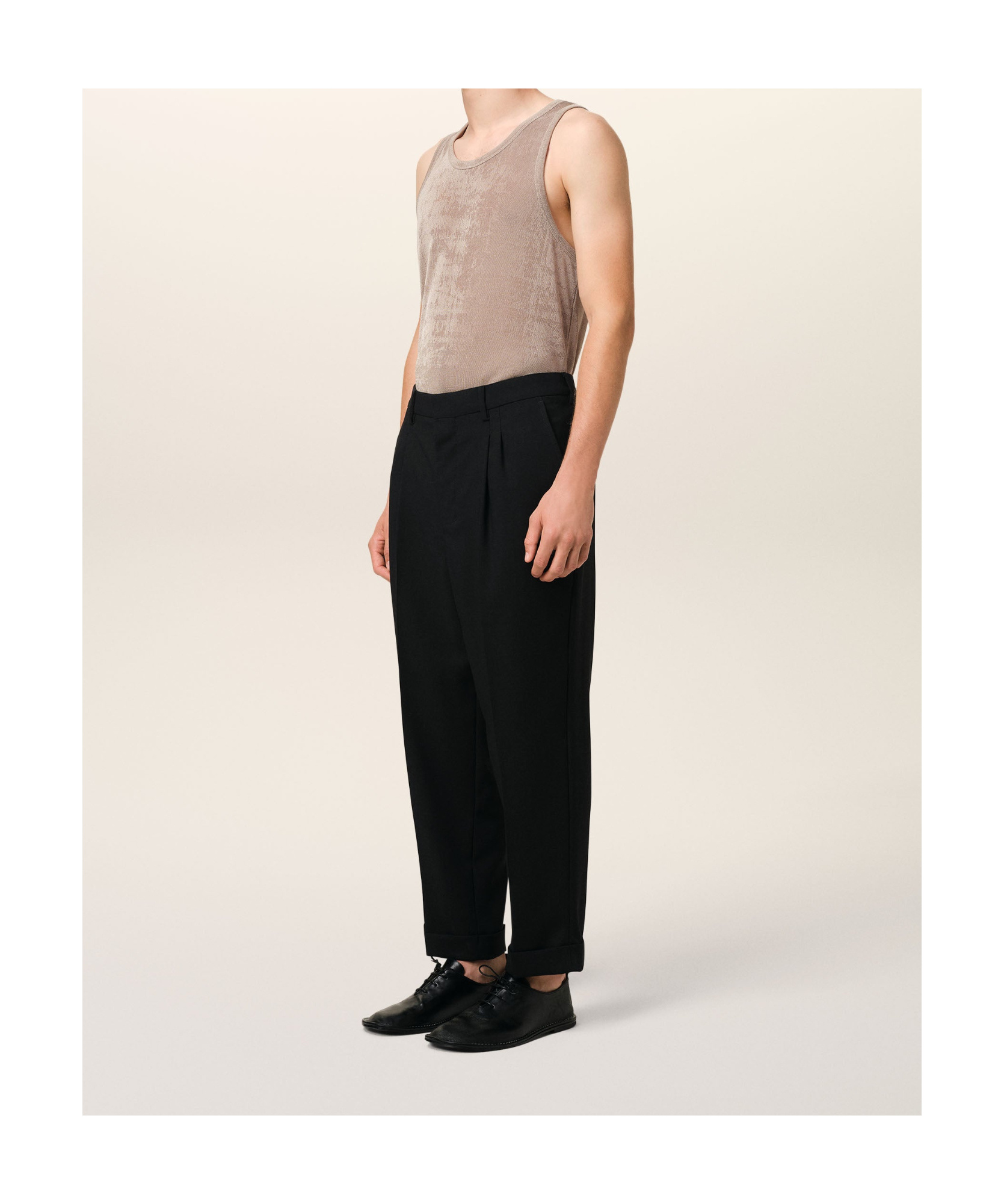 Shop Ami Alexandre Mattiussi Belt-loop Casual Pants In Black