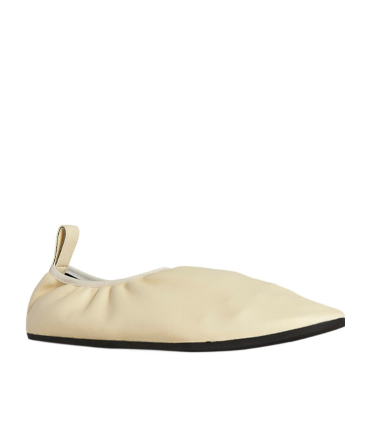 The Row Ozzy Flats In Nude