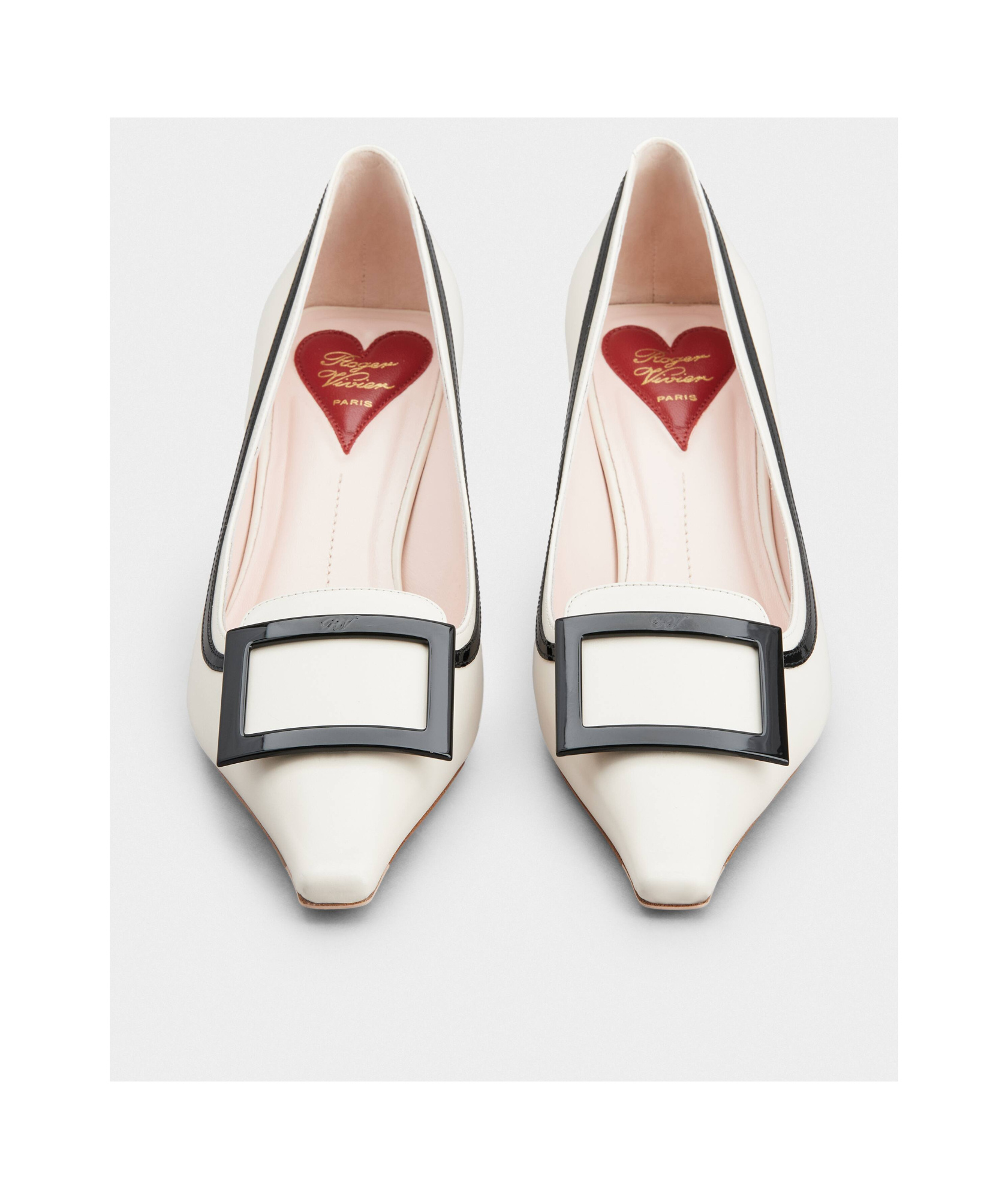 Shop Roger Vivier Viv' Canard Pumps In Leather In Nude