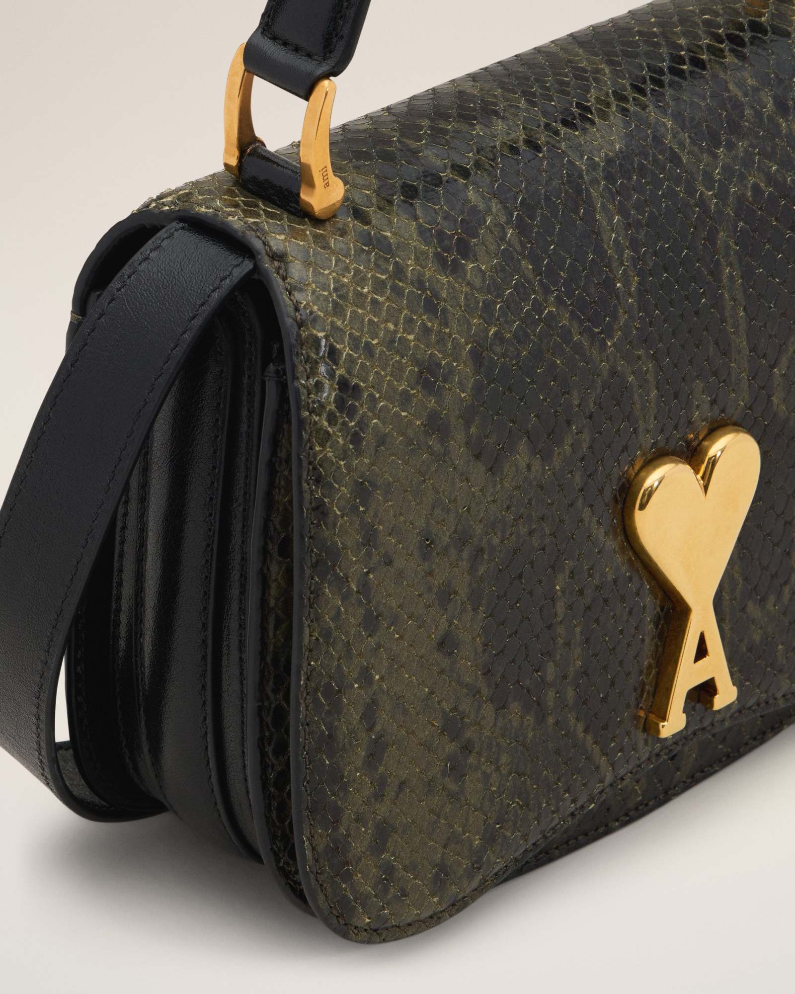 Shop Ami Alexandre Mattiussi Logo Shoulder Bag In Black