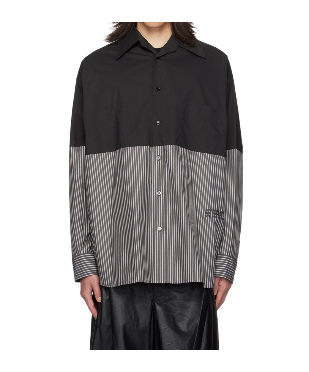 Mm6 Maison Margiela Numbers-motif Panelled Shirt In Black