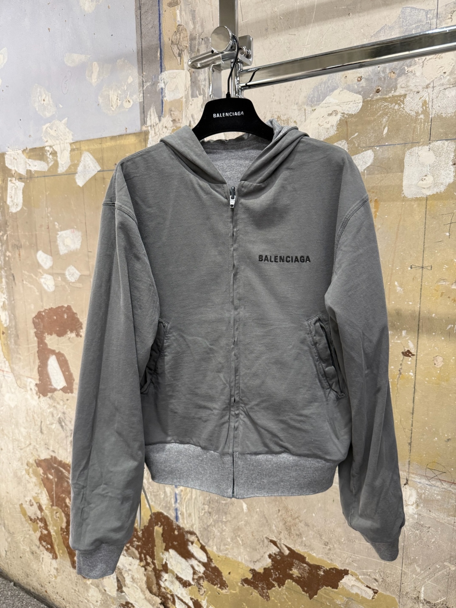 Balenciaga Zip-up Hooded Sweatshirt In Gray