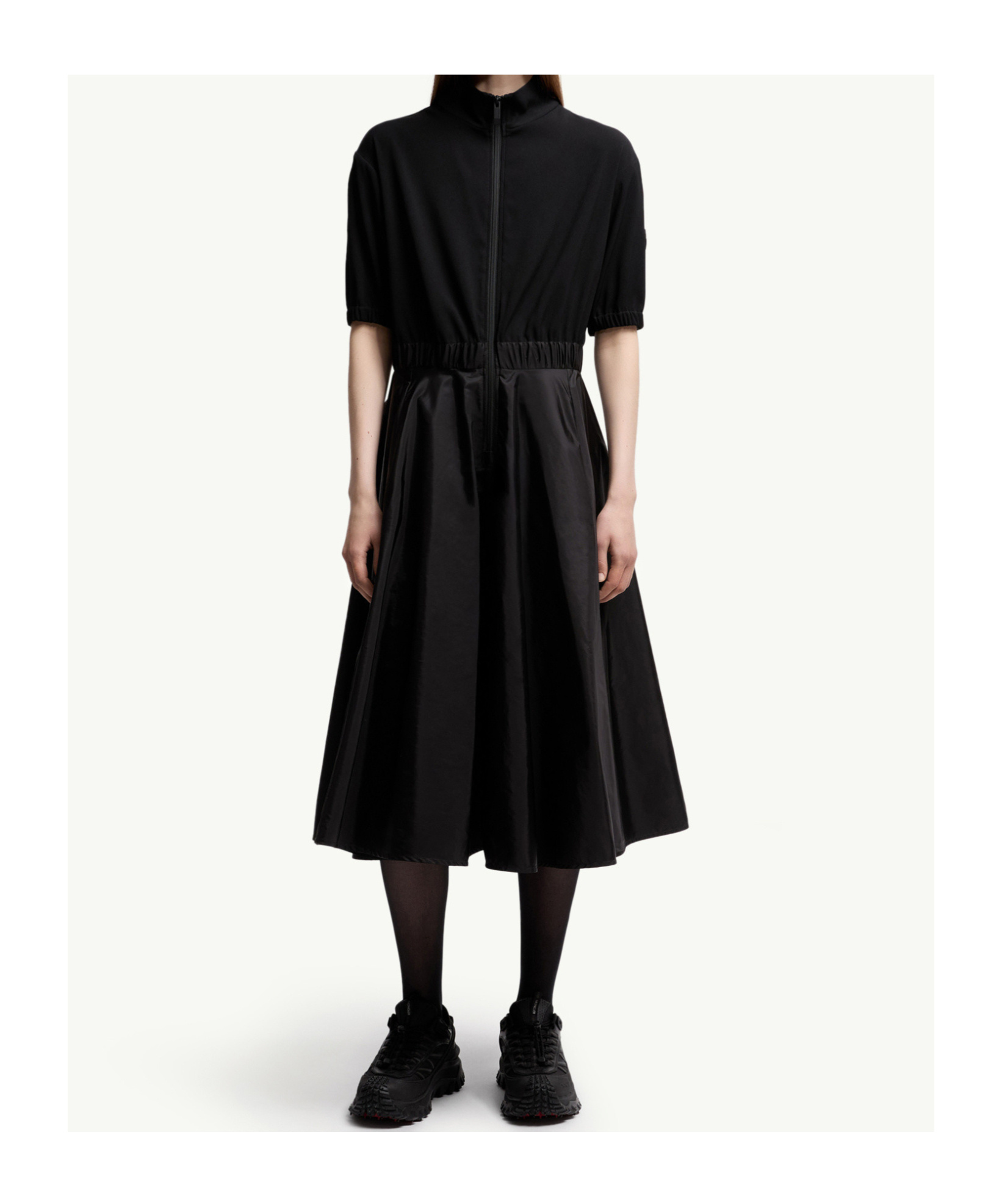 Moncler Robe Midi En Satin In Black