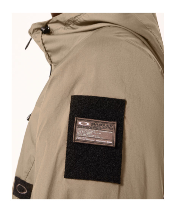 Oakley Fgl Sector 4.0 Hooded Jacket In Sheet Metal