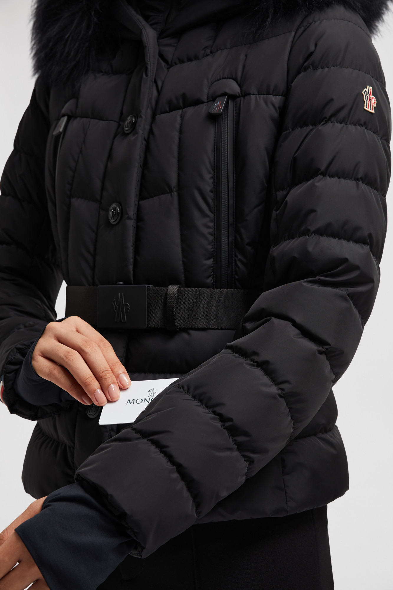 Moncler Veste De Ski À Capuche En Shearling Beverley In Black