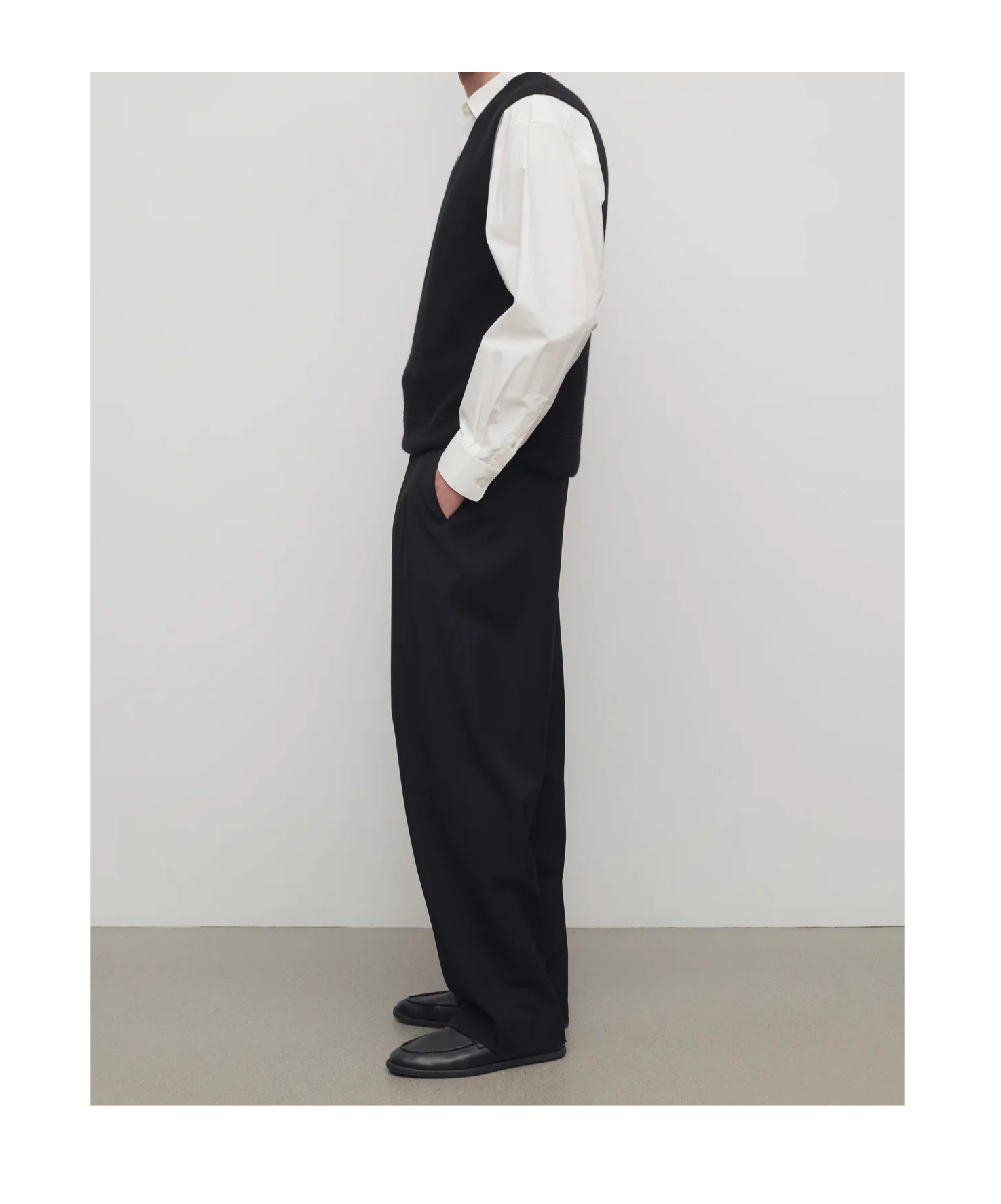 The Row Casual Pants With Belt Loops In Black