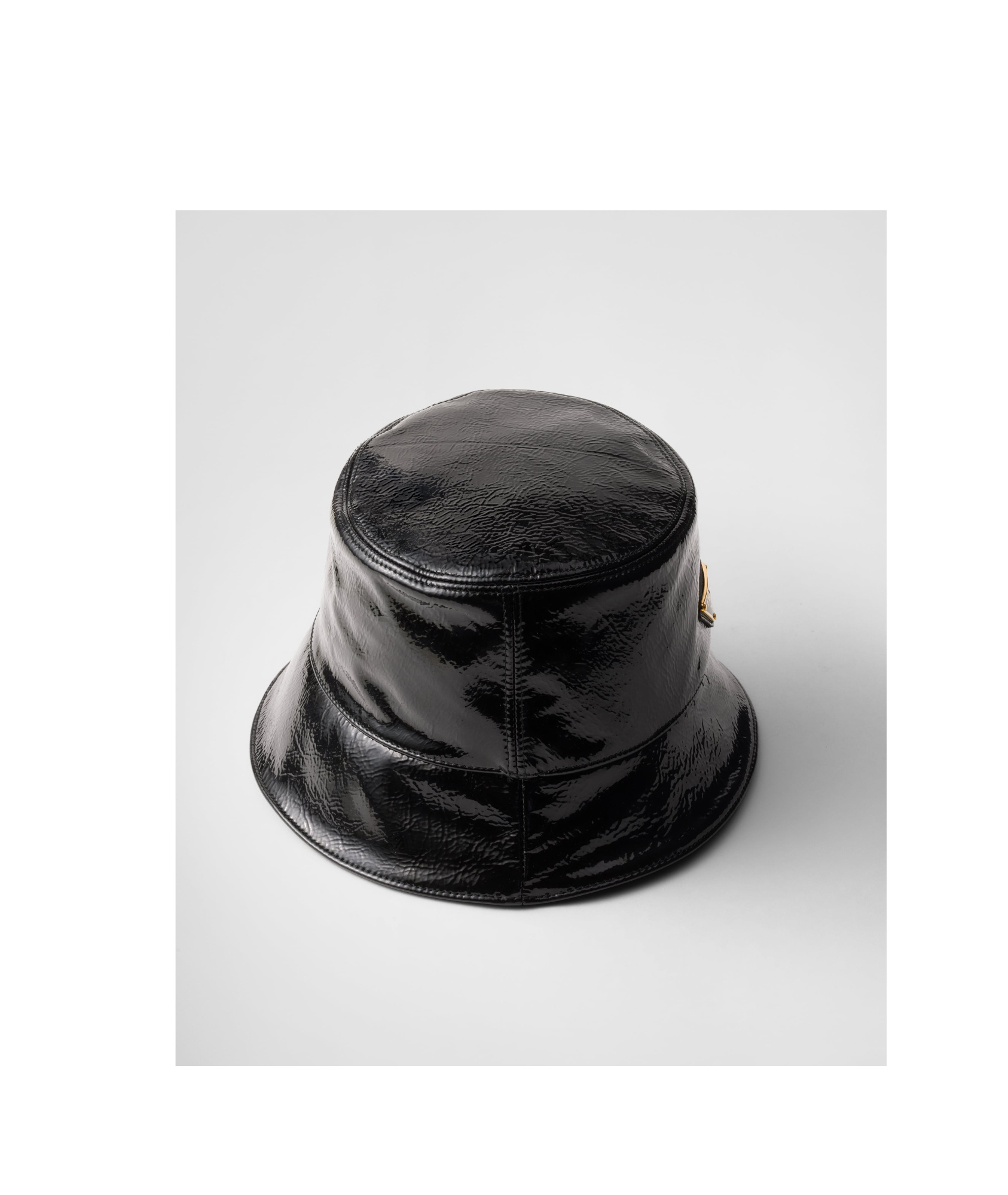 Prada Triangle-logo Patent-leather Bucket Hat In Black