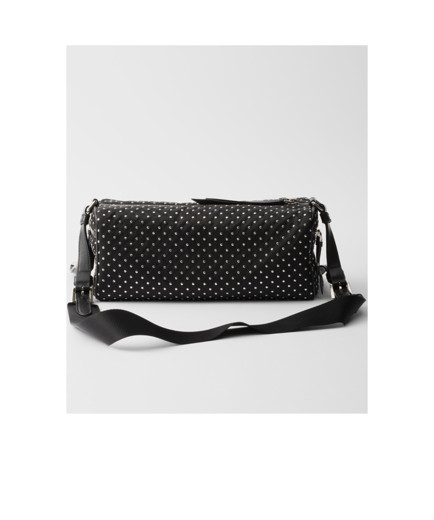 Prada Tasche Aus Re-nylon Mit Nieten In Black