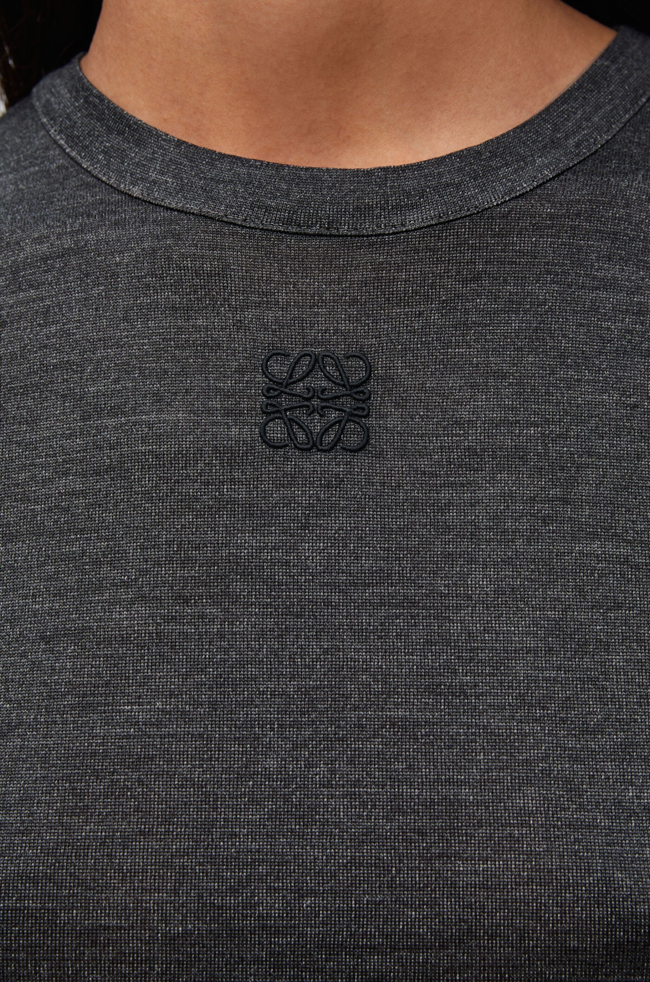 Loewe Knot V-back T-shirt In Gray