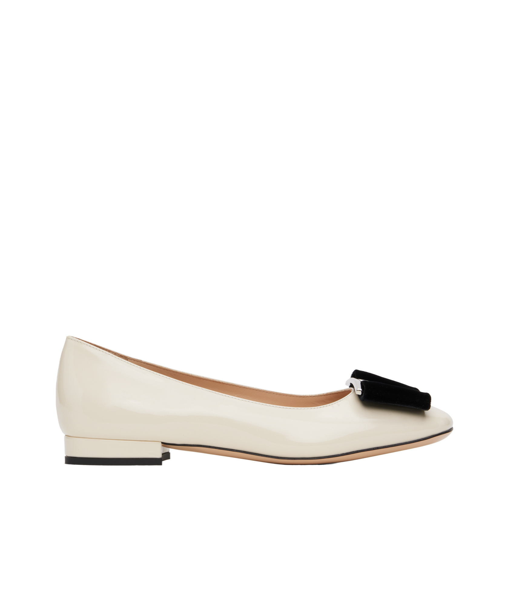 Tom Ford Off-white Audrey Ballerina Flats In Nude