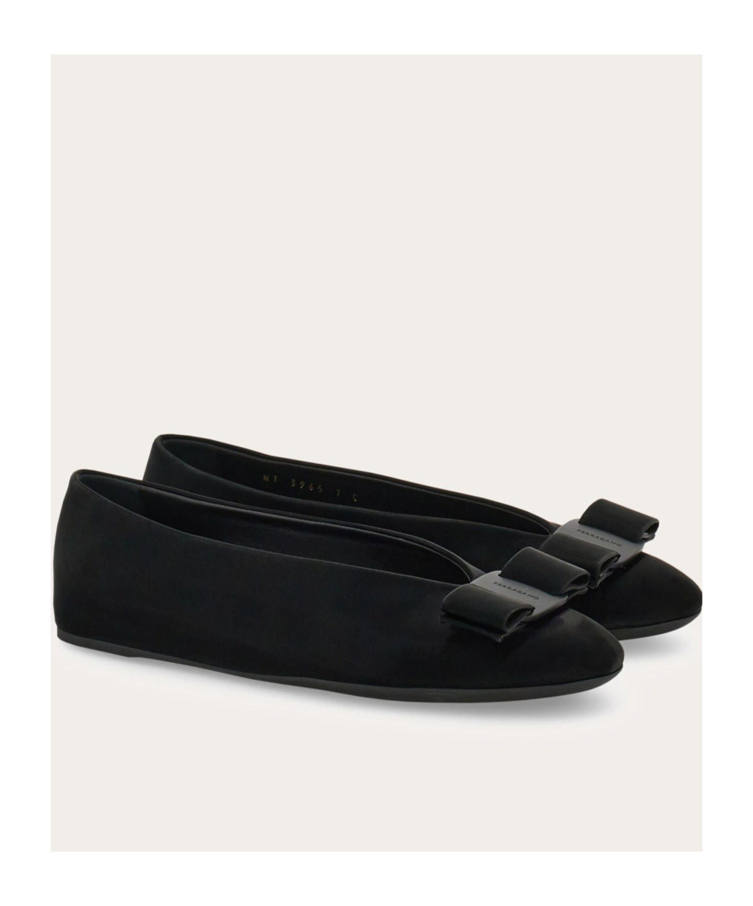 Ferragamo Leather Round Toe Ballerina Shoes With Bow Detail In Black