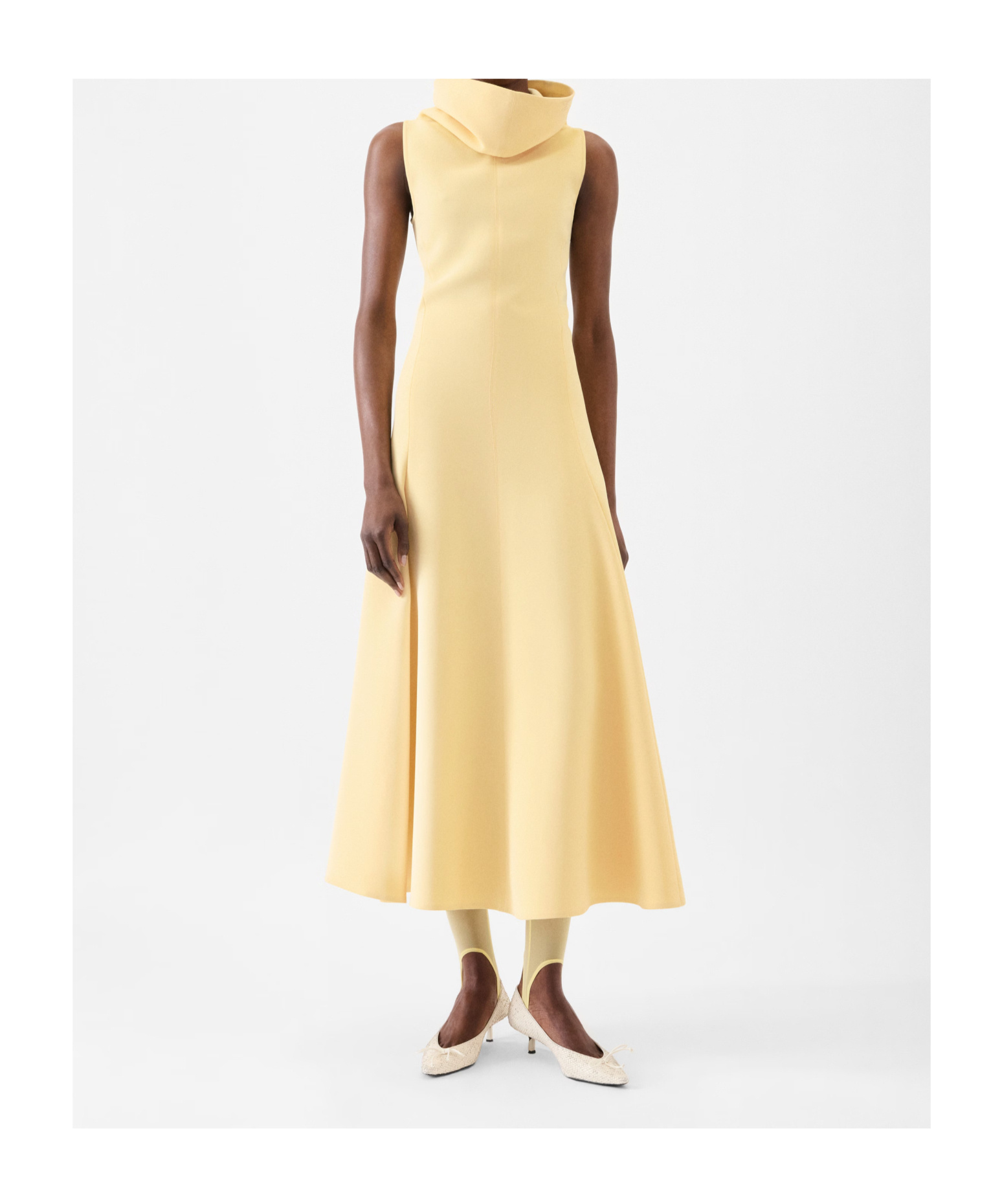Jacquemus La Robe Triangle Crepe Midi Dress In Yellow