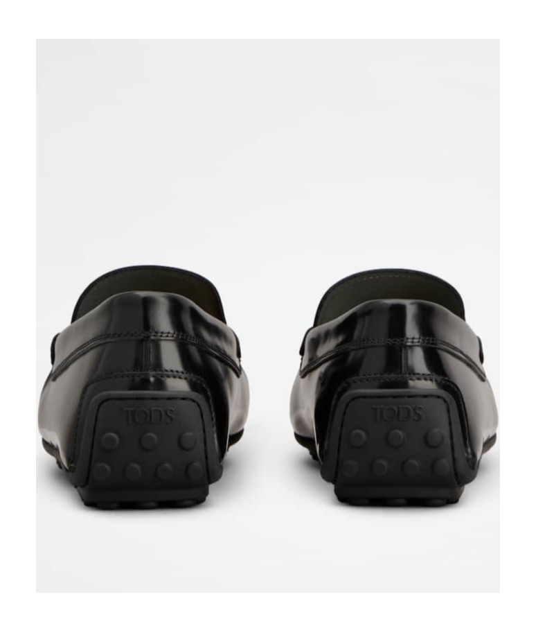 Tod's Round Toe Casual Shoes In Black