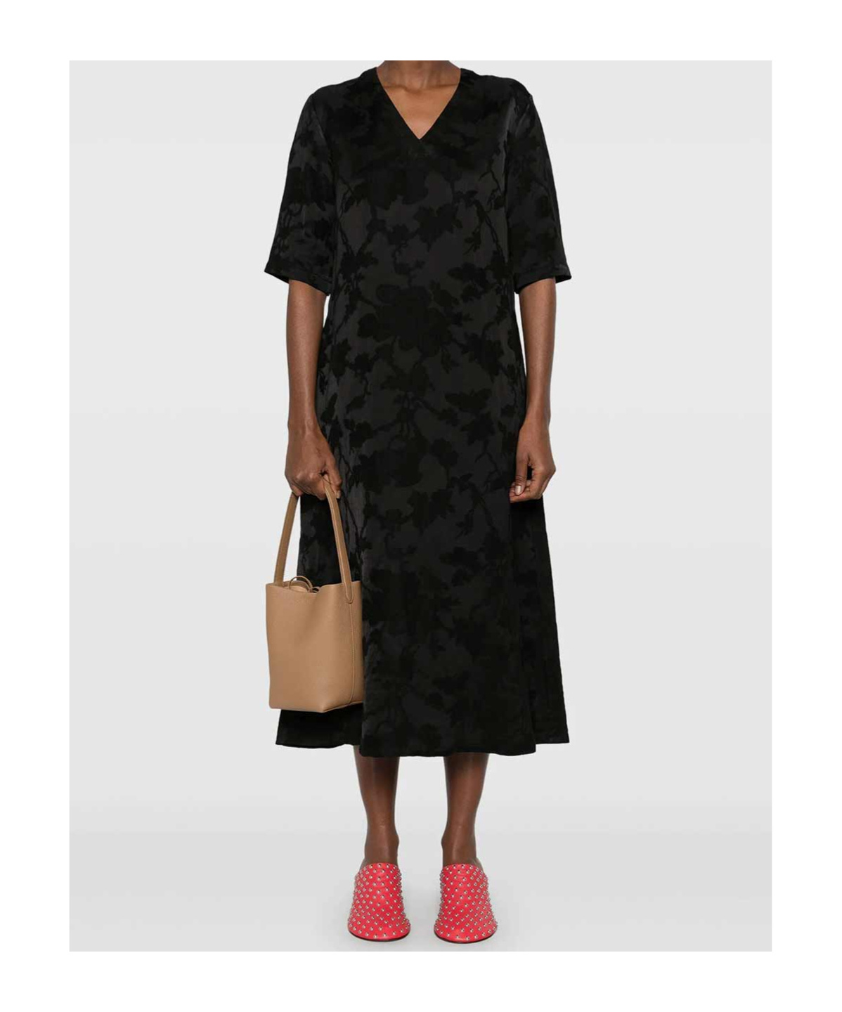 Uma Wang V-neck Mid-length Dress In Black