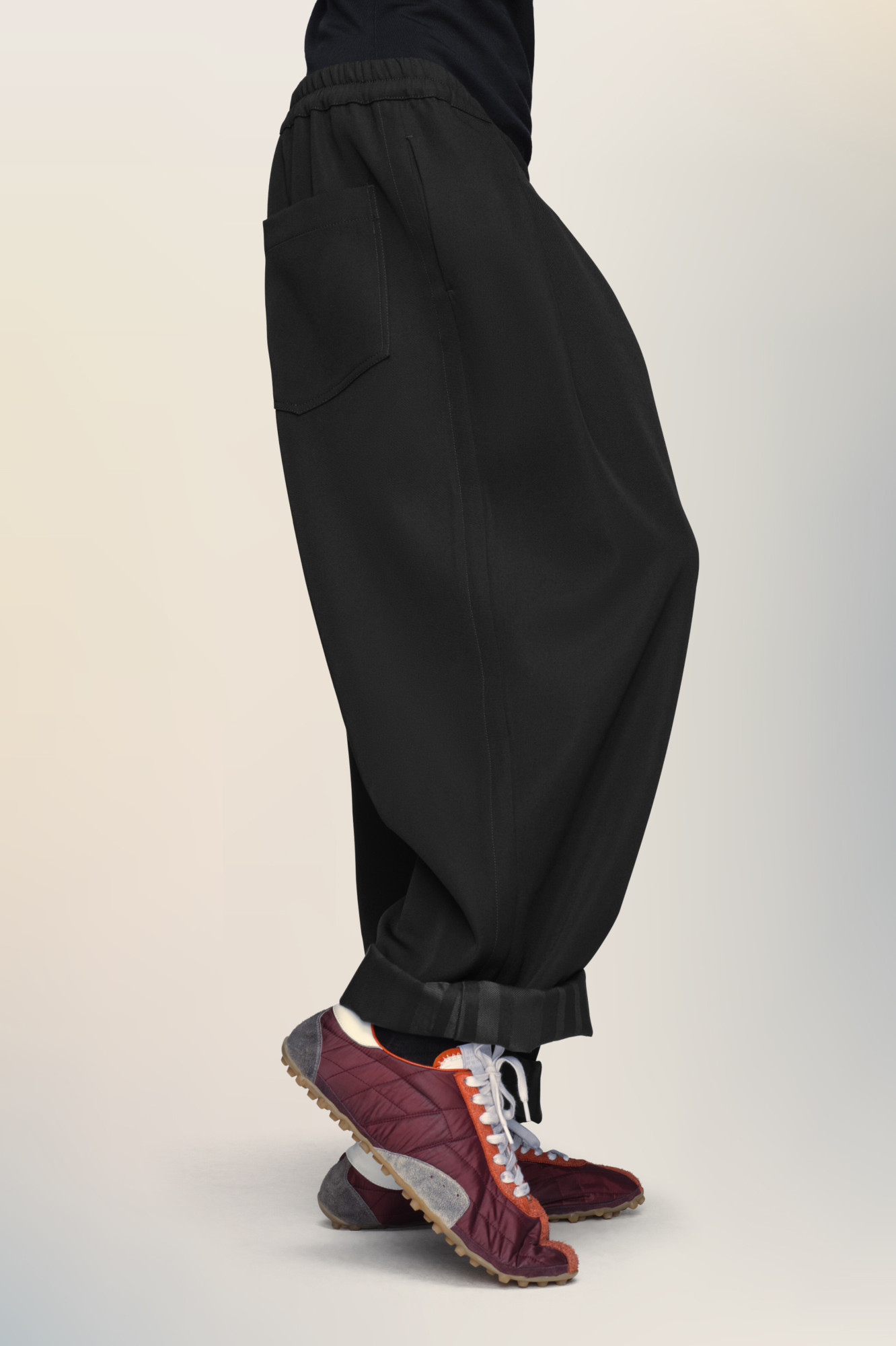 Maison Margiela Wool Trousers In Black