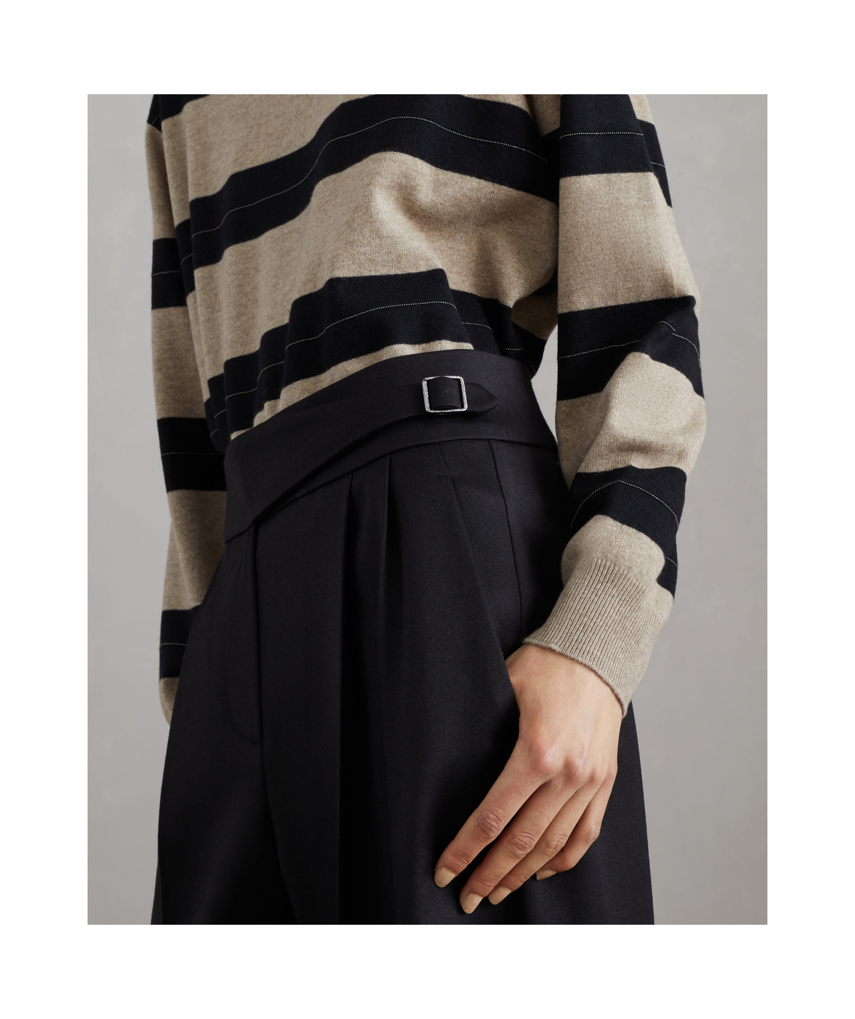Brunello Cucinelli Side-buckle Virgin Wool Trousers In Black