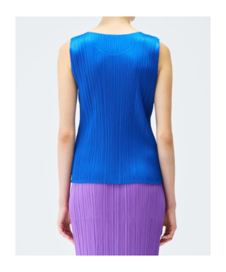 Issey Miyake Pleated Vest In Blue