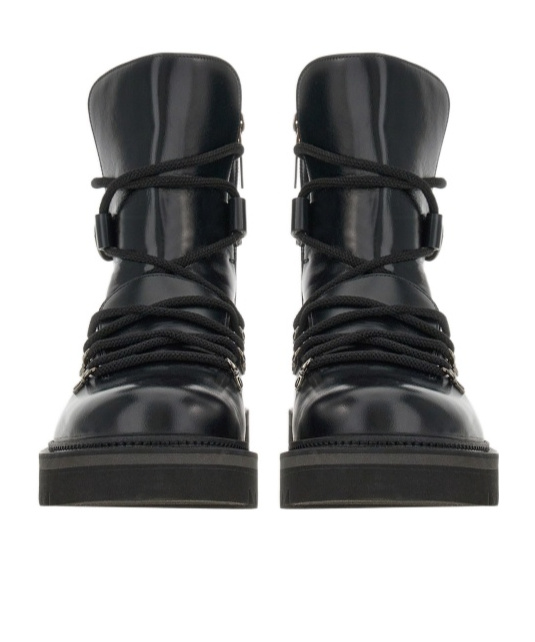 Ferragamo Leather Lace-up Boots In Black