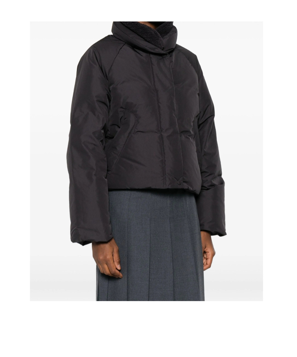 Low Classic High-neck Puffer Jacket In Black